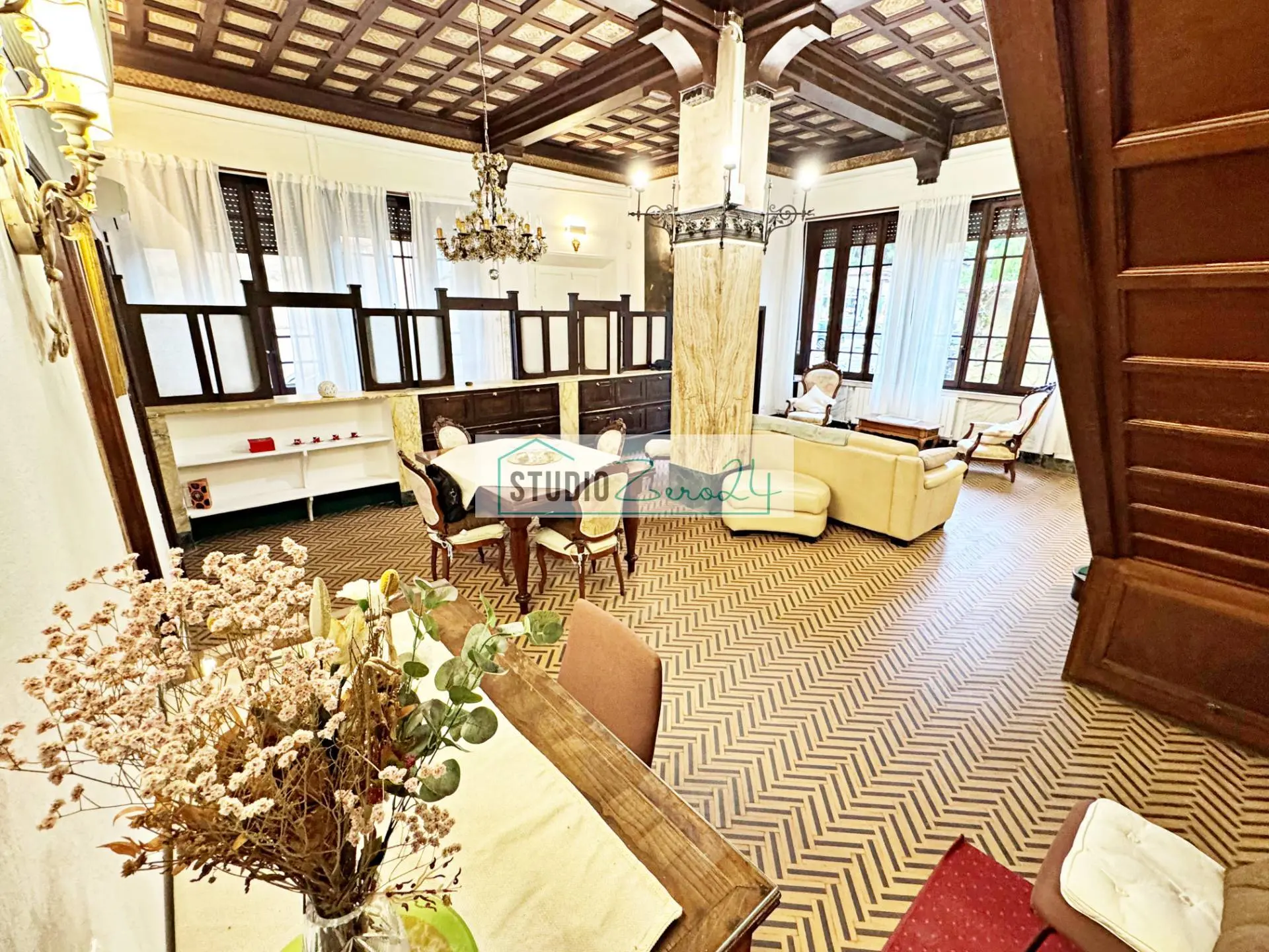 Immagine per Villa in vendita a Pietrasanta via capriglia 