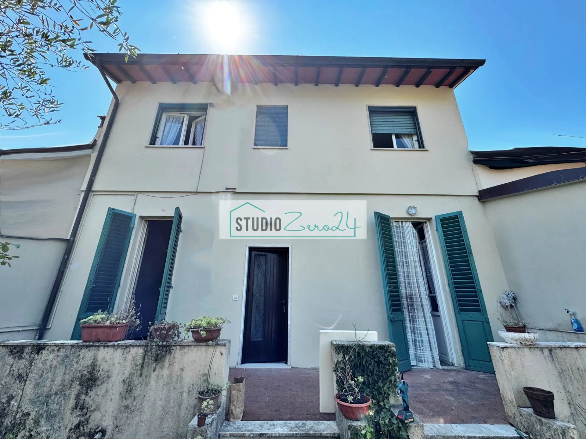 Immagine per Villetta a schiera in vendita a Pietrasanta via Cortona 