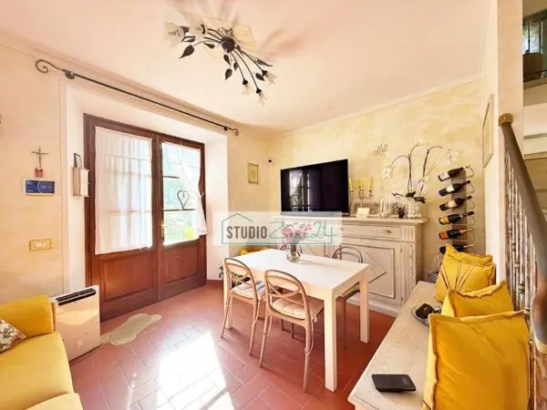 Casa Semindipendente via Del Campo, Seravezza