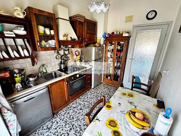 Appartamento via Pisanica, Pietrasanta