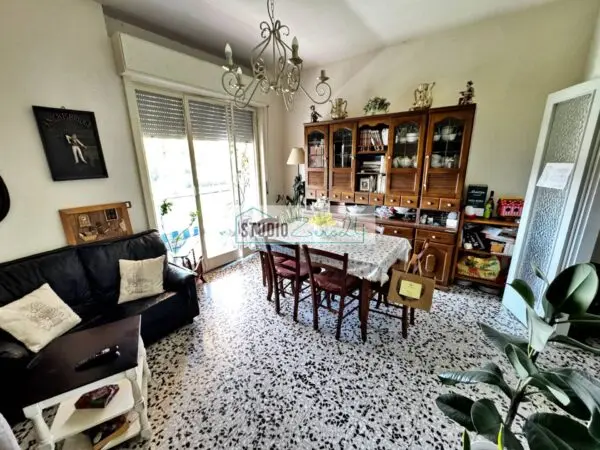 Appartamento via Pisanica, Pietrasanta