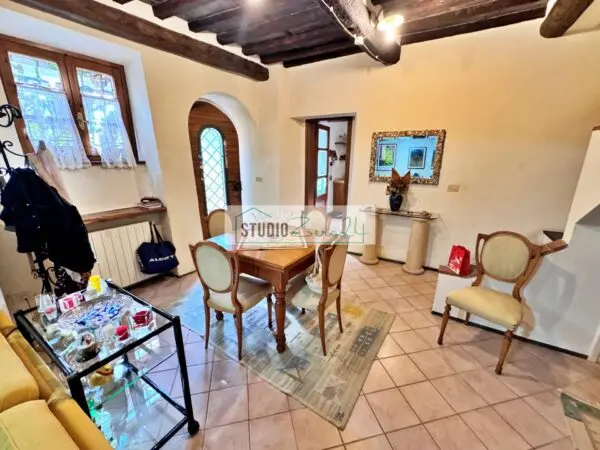 Casa Semindipendente via Vitoio, Pietrasanta