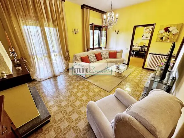 Villa via Olmi, Forte Dei Marmi
