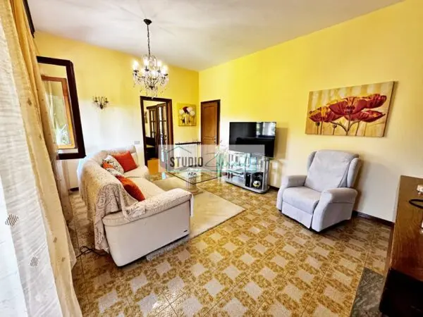 Villa via Olmi, Forte Dei Marmi