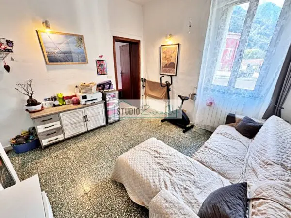 Appartamento via Roosevelt, Seravezza