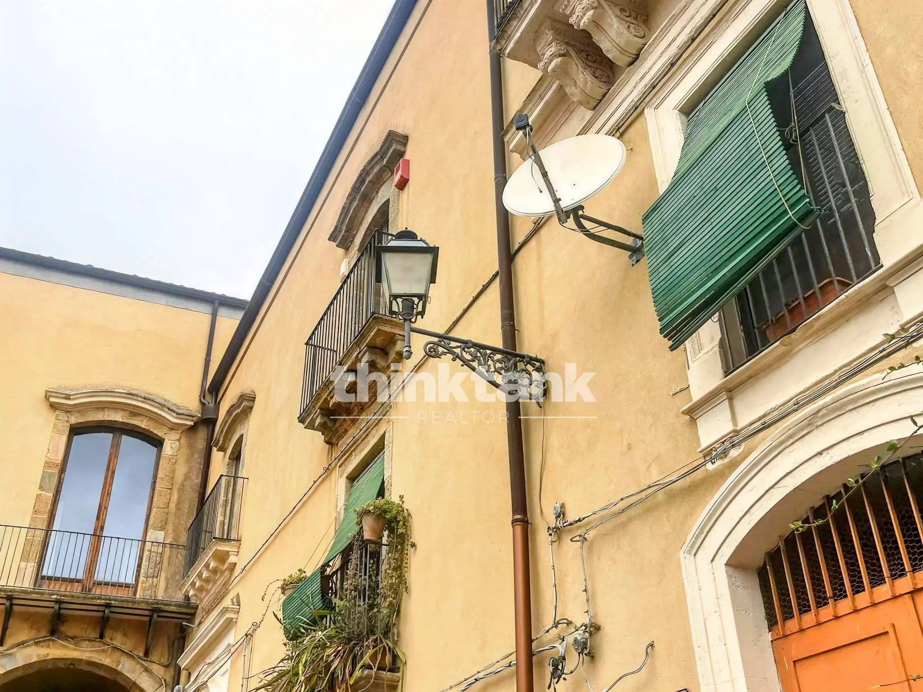 Immagine per Appartamento in vendita a Caltagirone Piazza umberto I snc