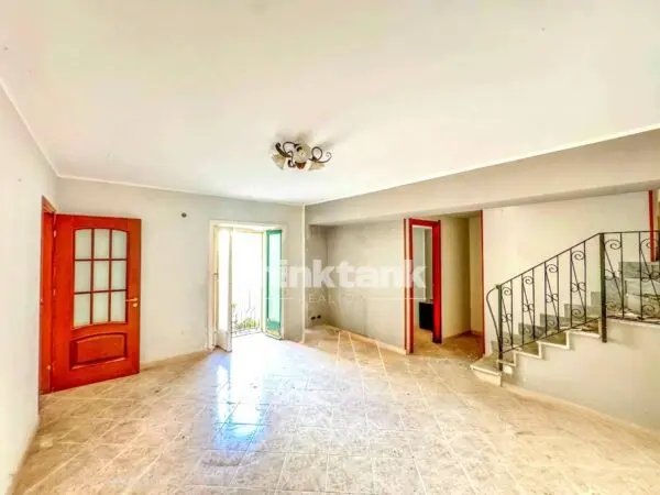 Appartamento via Cavour, Siracusa