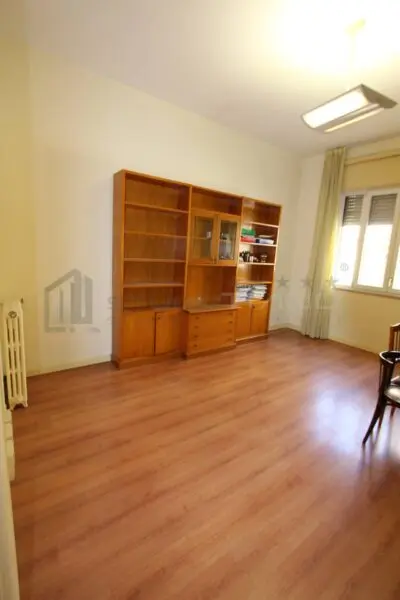 Ufficio via Monte San Michele 1, Cosenza