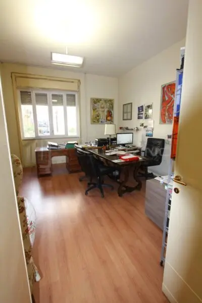 Ufficio via Monte San Michele 1, Cosenza