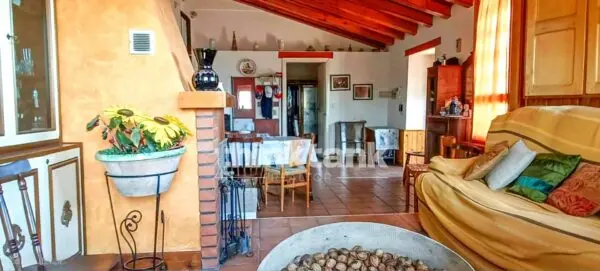 Villa via Genova, Villarosa