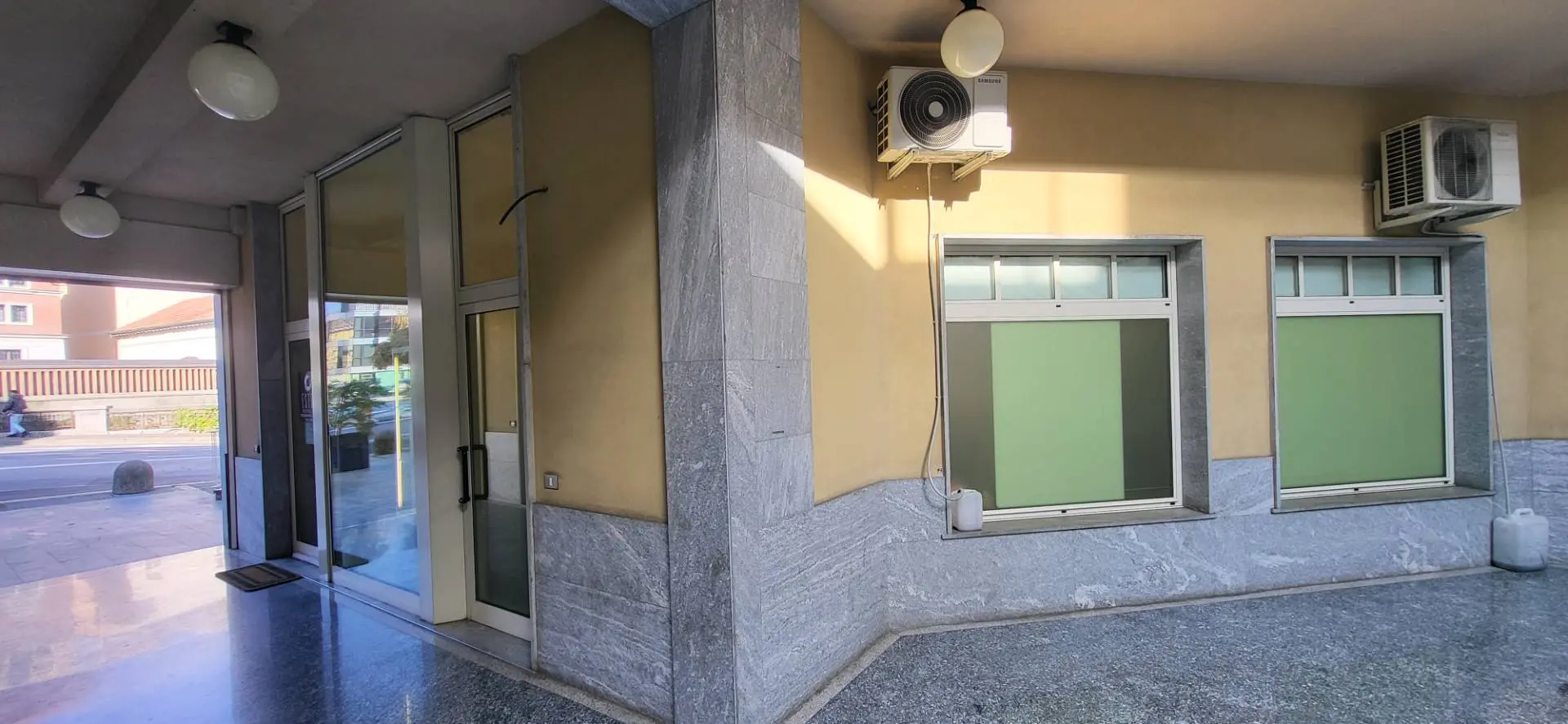 Immagine per Negozio in vendita a Gallarate Roma 