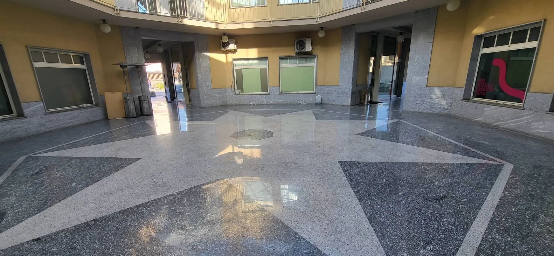 Immagine per Negozio in vendita a Gallarate Roma 