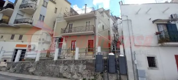 Appartamento via Umberto I° 27, Serracapriola