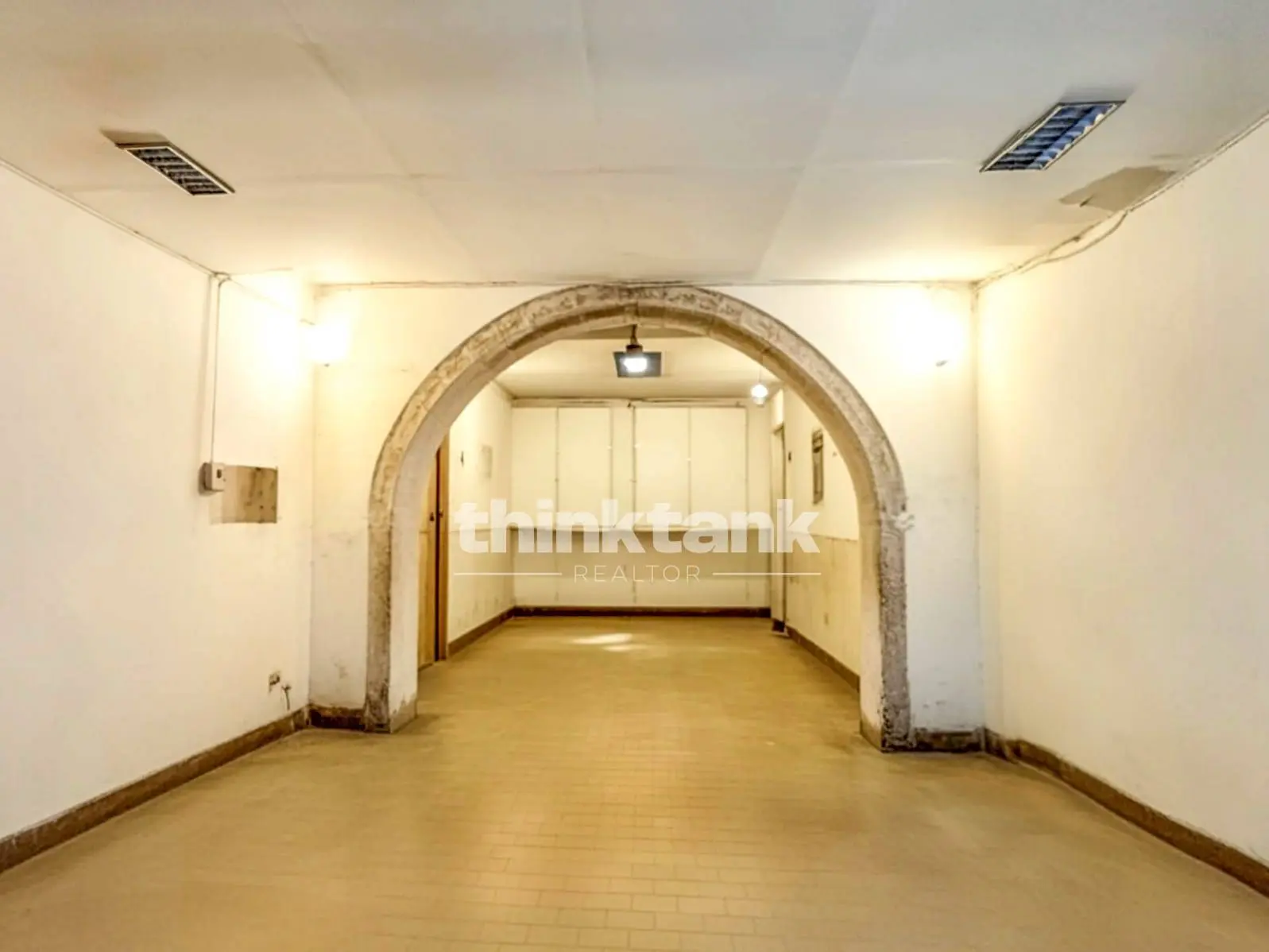 Immagine per Attività Commerciale in vendita a Siracusa Via Vittorio Veneto 