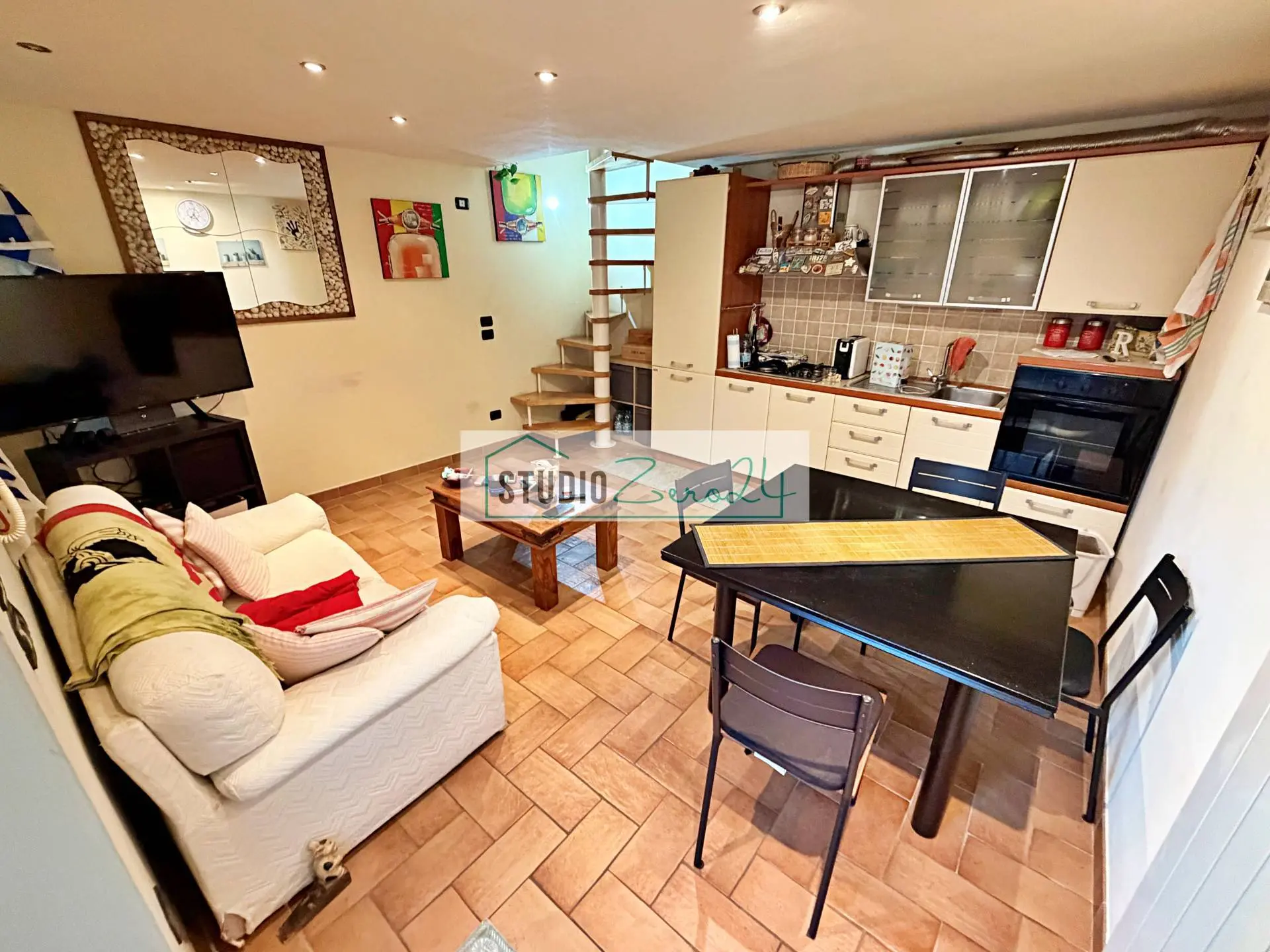 Immagine per Casa Semindipendente in vendita a Pietrasanta Via valdicastello Carducci 