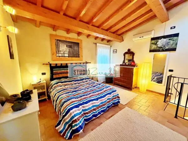 Casa Semindipendente via Valdicastello Carducci, Pietrasanta