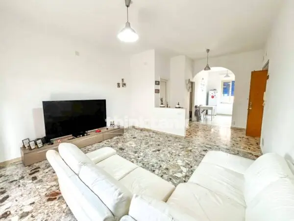 Appartamento via Venezia, Siracusa