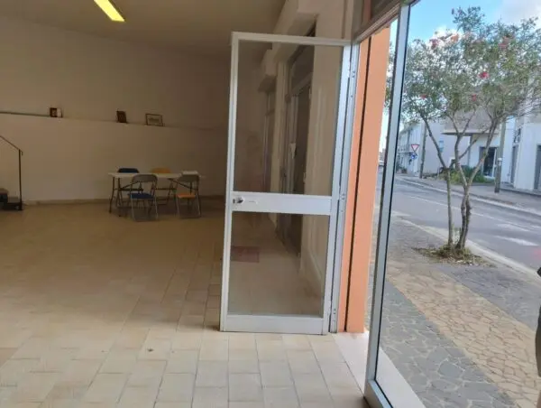 Locale Commerciale via Nazionale, Nuraminis