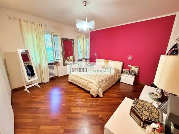 Villa via Capriglia, Pietrasanta