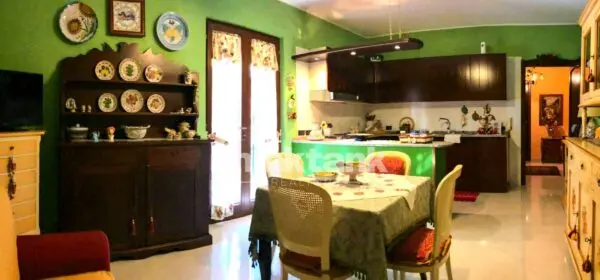Villa via Contrada Bon Giovanni, Augusta