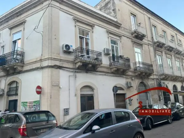 Appartamento via Eritrea 9, Siracusa