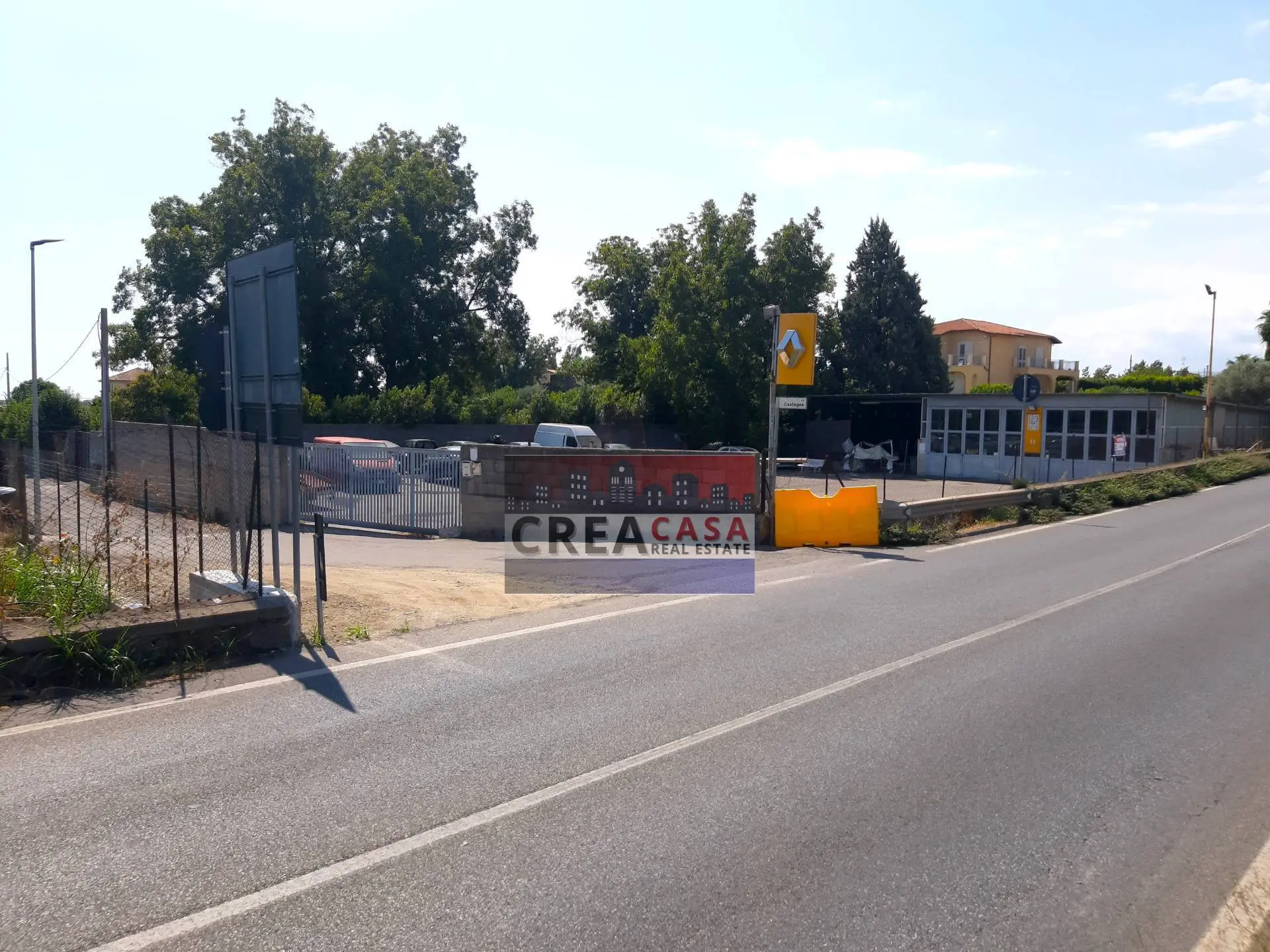 Immagine per Capannone Industriale in vendita a Calatabiano SS 114 