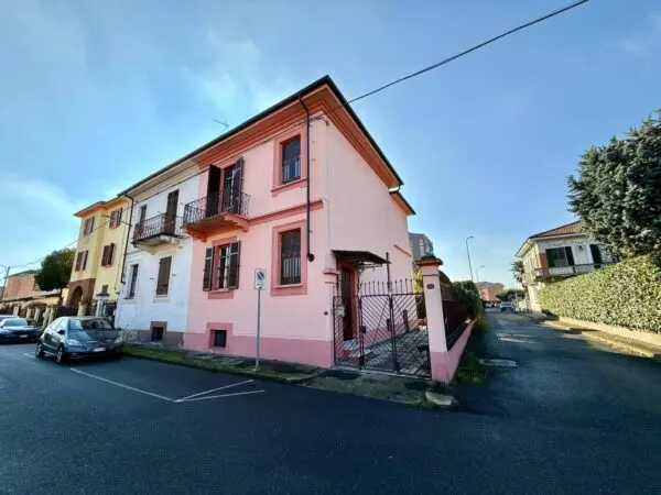 Casa Indipendente via, Alessandria