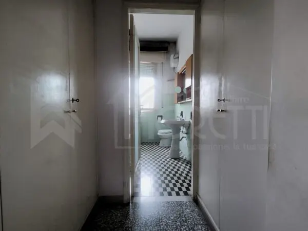 Appartamento viale Mameli, Livorno