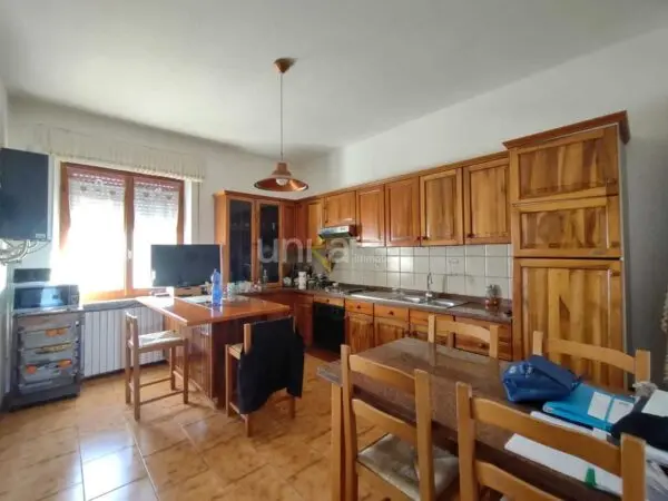 Villa Trifamiliare via Santa Maria 14, Monsano