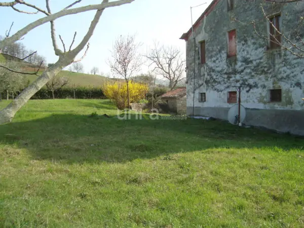Villa Trifamiliare via Barchio 2, Cupramontana