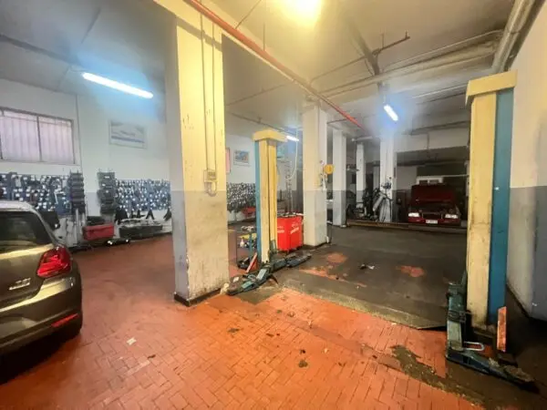 Magazzino corso Europa, San Martino, Genova
