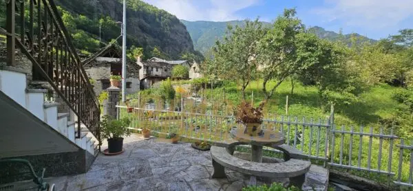 Villa via Località Molini Alta 1, Calasca-Castiglione