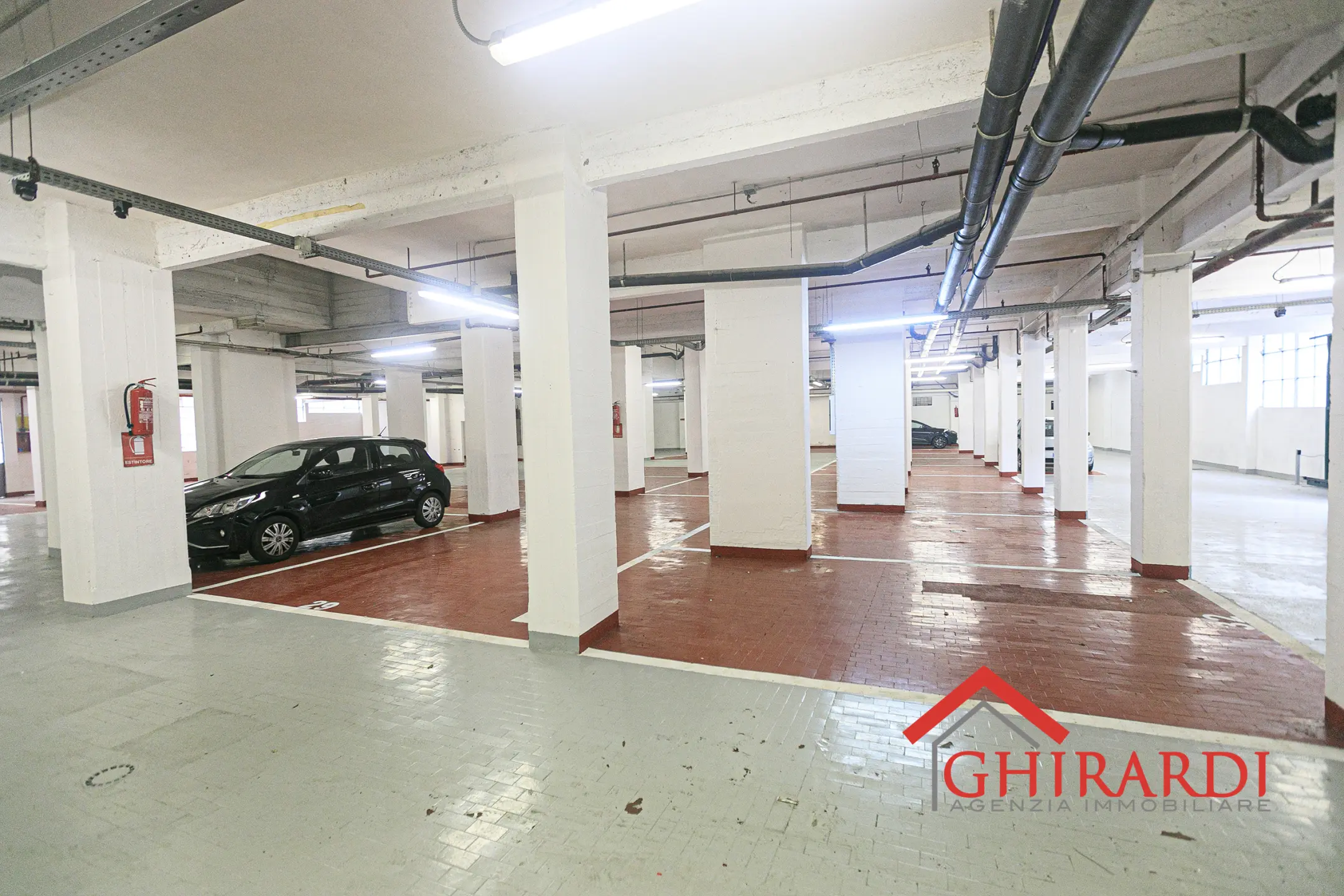 Immagine per Locale commerciale in affitto a Genova via Ruggero Leoncavallo 18R