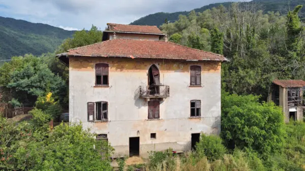 Villa Trifamiliare via Del Villone 7, Rapallo