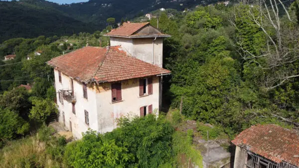 Villa Trifamiliare via Del Villone 7, Rapallo