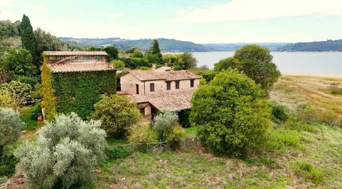 Immagine per Casale in vendita a Baschi via Ss 448