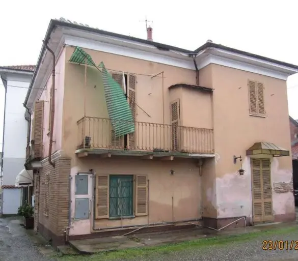 Villa A Schiera via Bruno Graziani 35, Alessandria