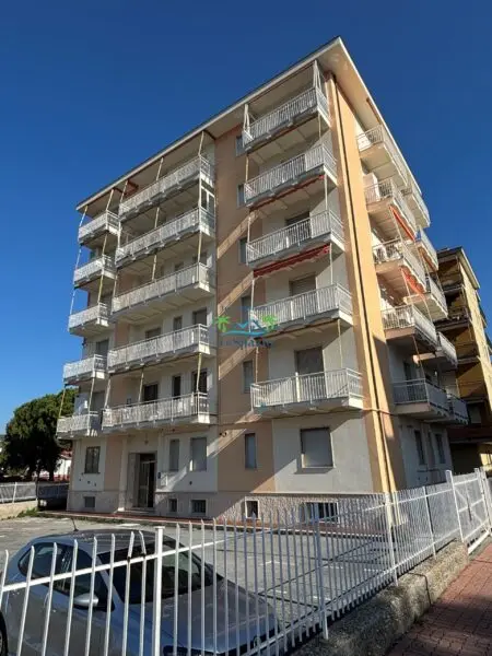 Monolocale via Cristoforo Colombo 48, Andora