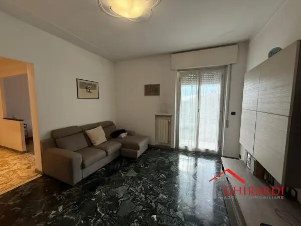 Trilocale viale Villini Rollino 114, Sestri Ponente, Genova