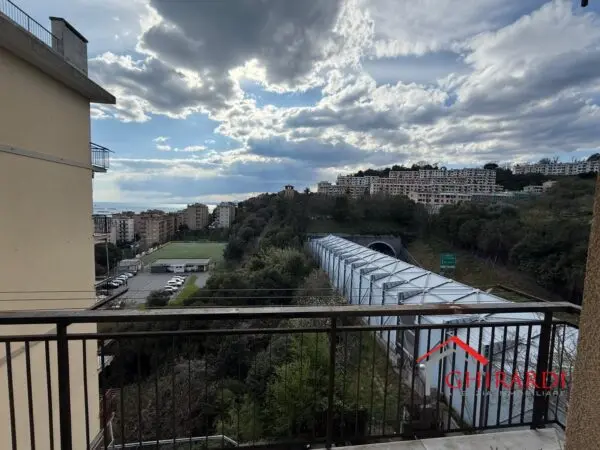 Trilocale viale Villini Rollino 114, Sestri Ponente, Genova