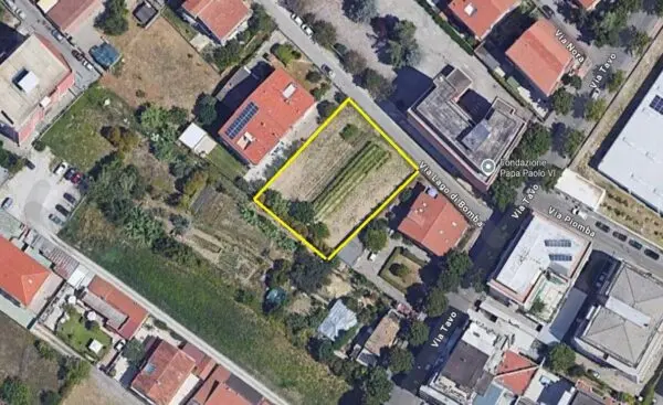 Terreno Commerciale via Lago Di Bomba, Pescara
