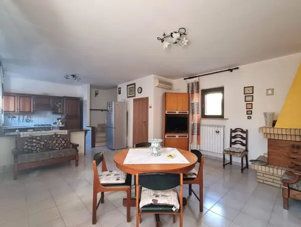 Casa Indipendente via Colle Innamorati 383, Pescara