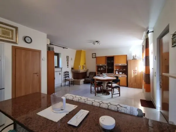Casa Indipendente via Colle Innamorati 383, Pescara