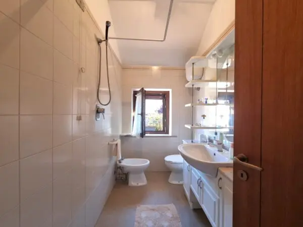 Casa Indipendente via Colle Innamorati 383, Pescara