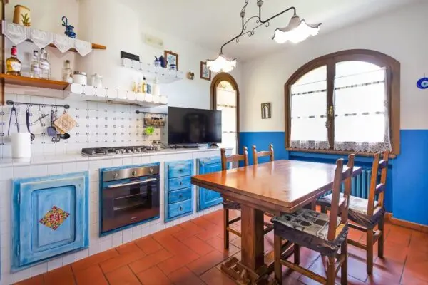 Villa A Schiera via Piagola 24, Massa