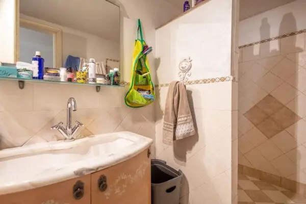 Villa A Schiera via Piagola 24, Massa
