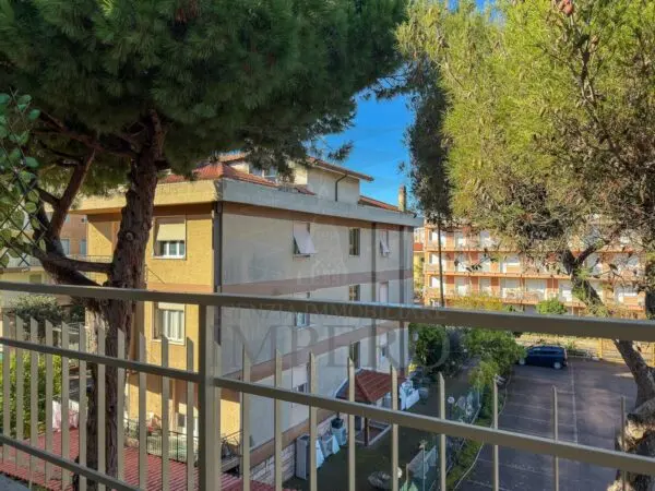 Bilocale via Arene 1, Bordighera