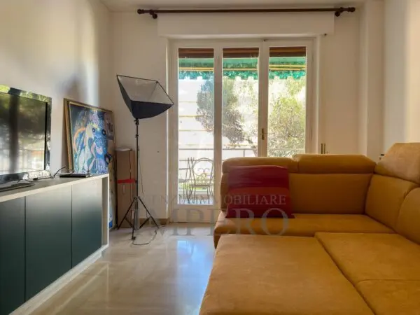 Bilocale via Arene 1, Bordighera