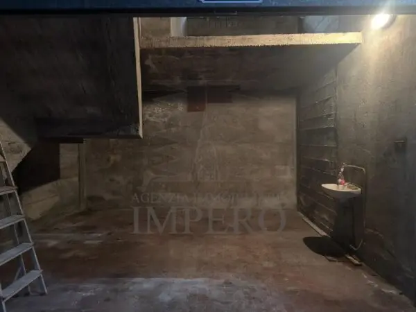 Garage piazza Le Sansecondo 5, Ventimiglia