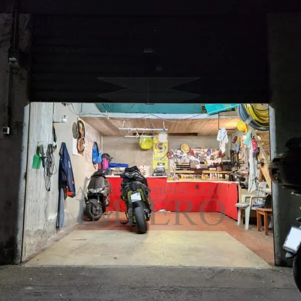 Garage piazza Le Sansecondo 1, Ventimiglia